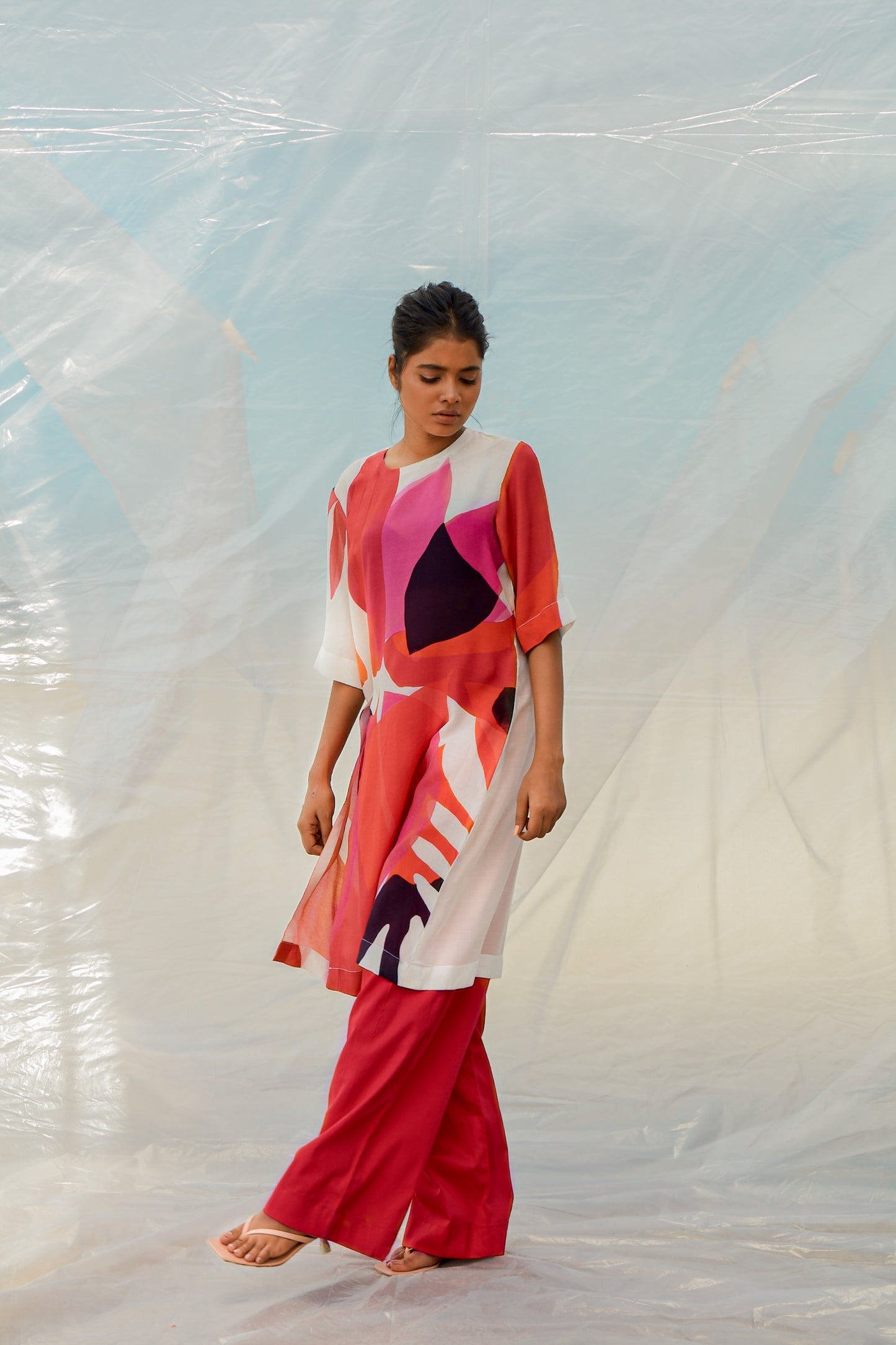 SOLID RED PANTS - B E N N C H