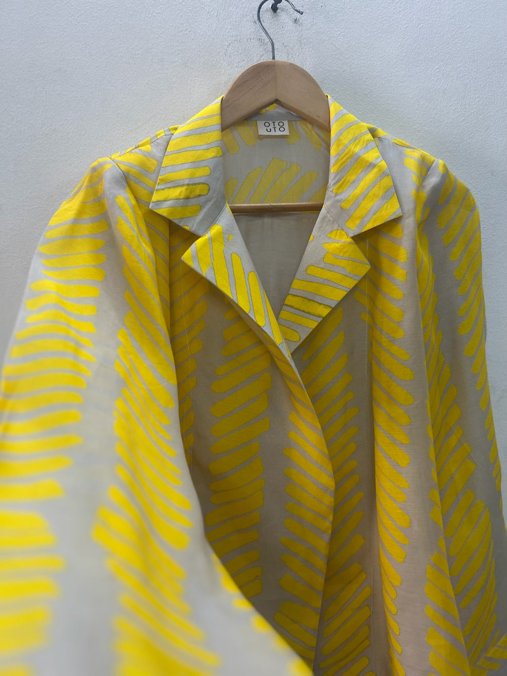 Yellow Stroke Jacket-BENNCH