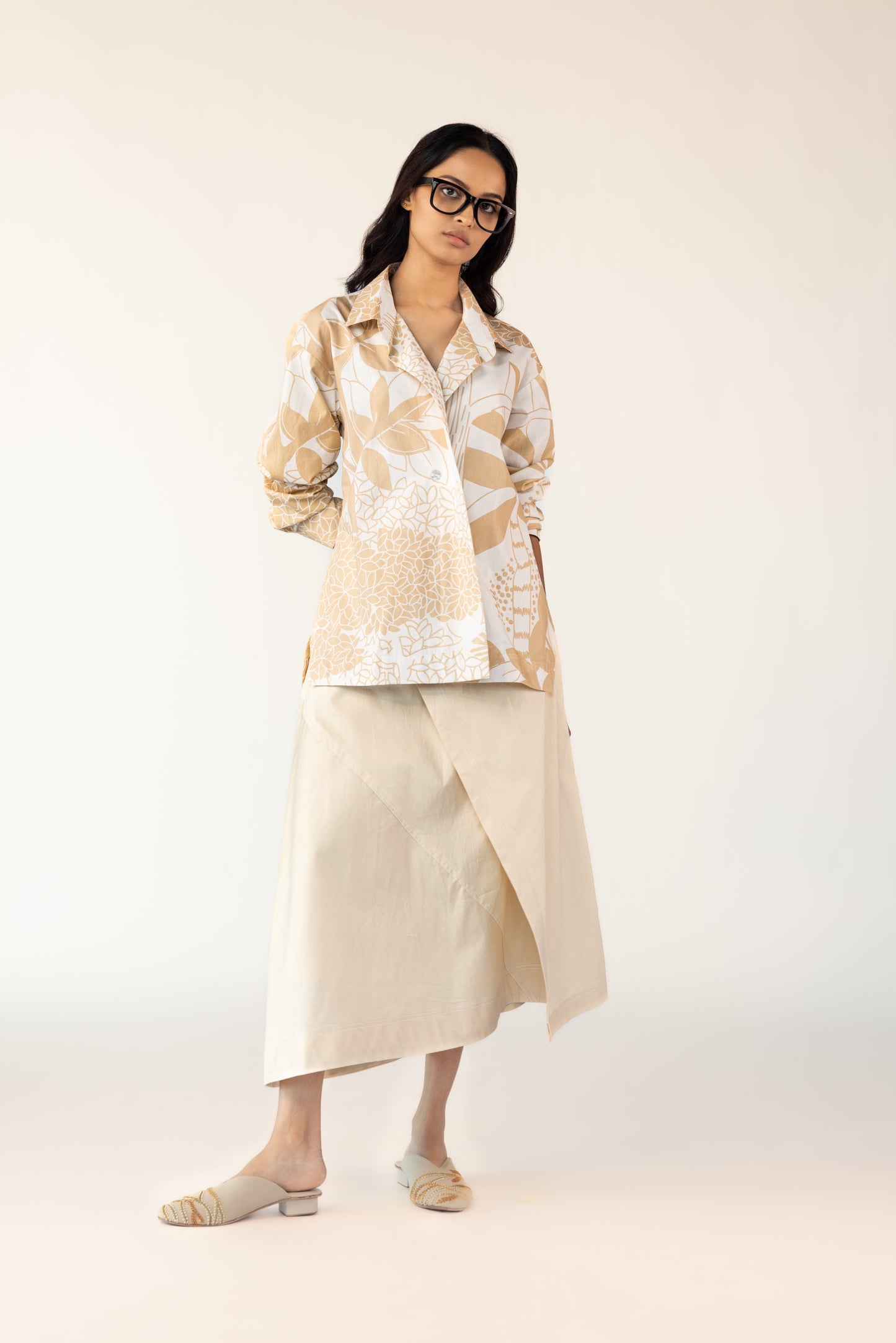 Beige shirt skirt cotton set