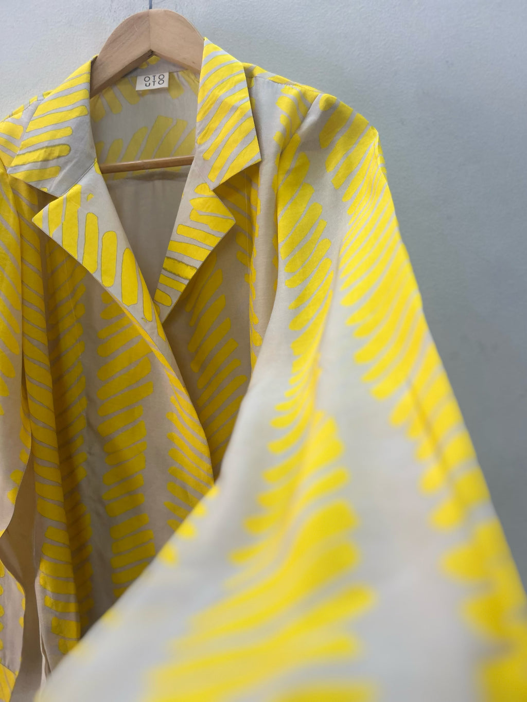 Yellow Stroke Jacket-BENNCH