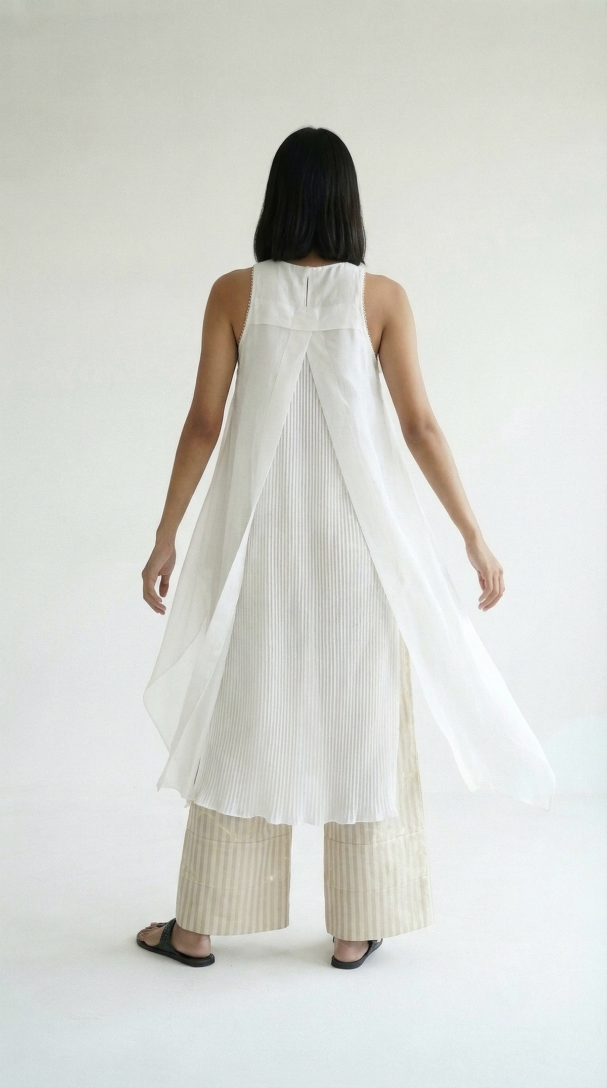 Chanderi Gold Leaf & Stripe Festive Ensemble
