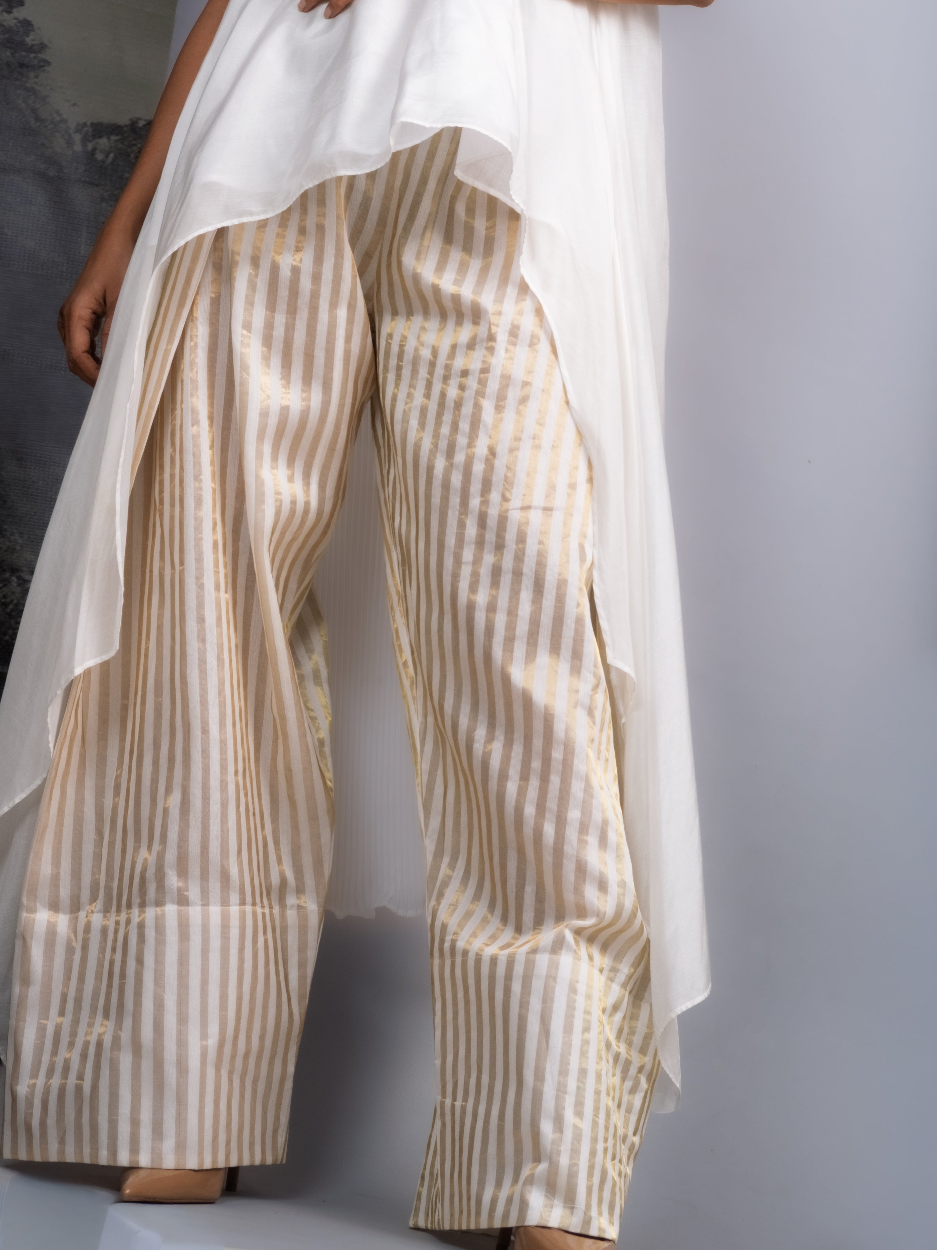 Chanderi Gold Leaf & Stripe Festive Ensemble-BENNCH