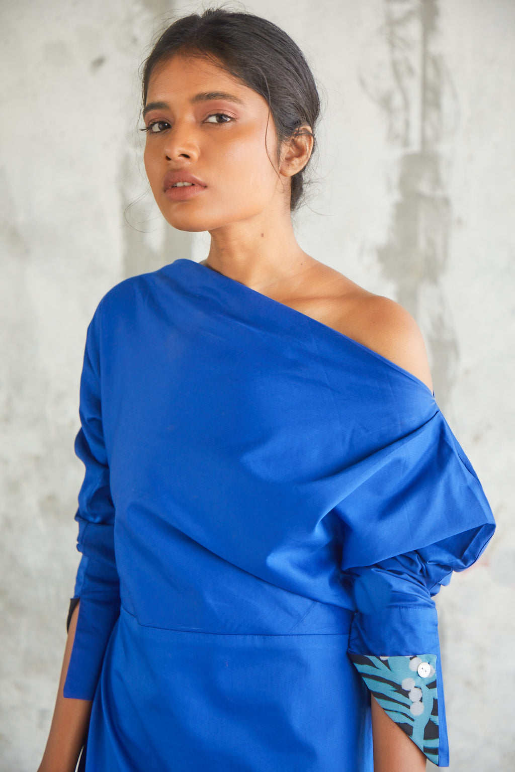 Windowleaf Sleeve Dress-BENNCH