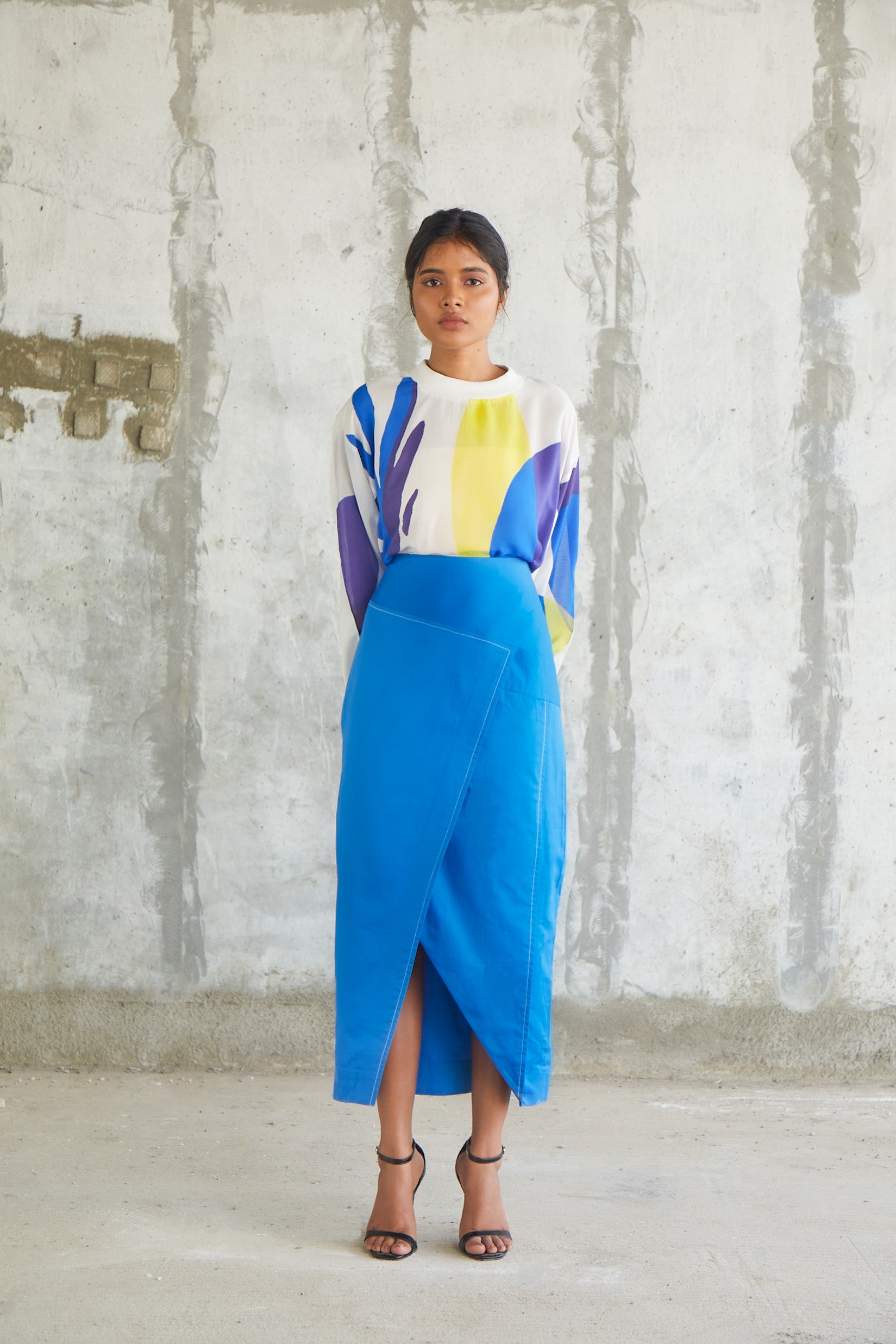 Glass Sweatshirt-BENNCH