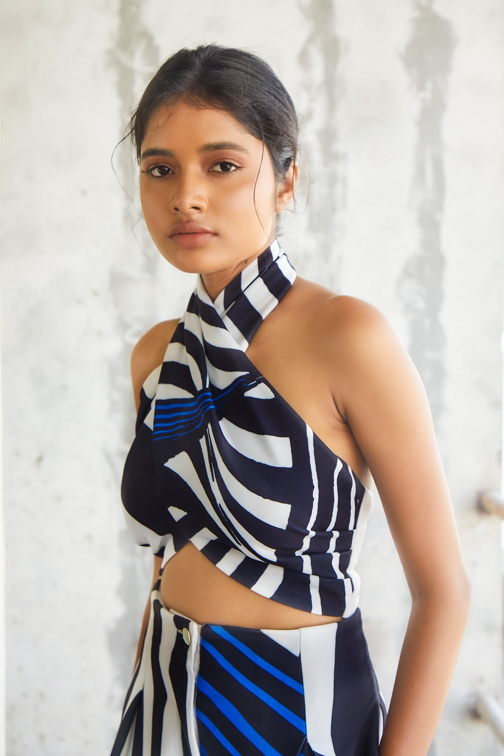 Striped Criss Cross Crop Top-BENNCH
