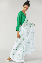 Load image into Gallery viewer, Kelly Green Floral Saree - B E N N C H