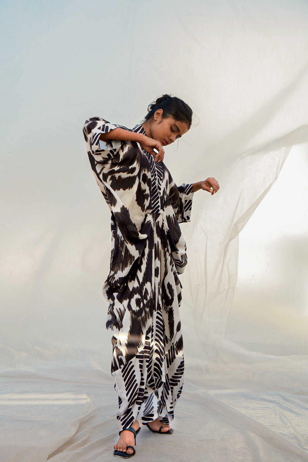 Mono Sketchpen Kaftan-BENNCH