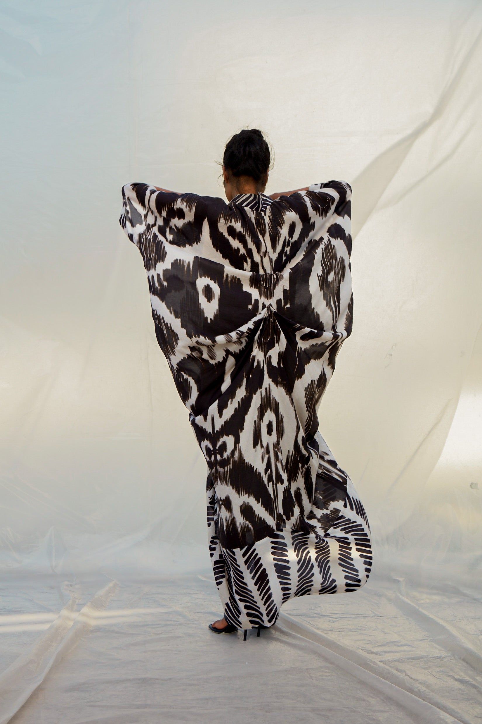 Mono Sketchpen Kaftan-BENNCH